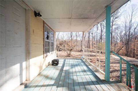 A home in Whitesburg