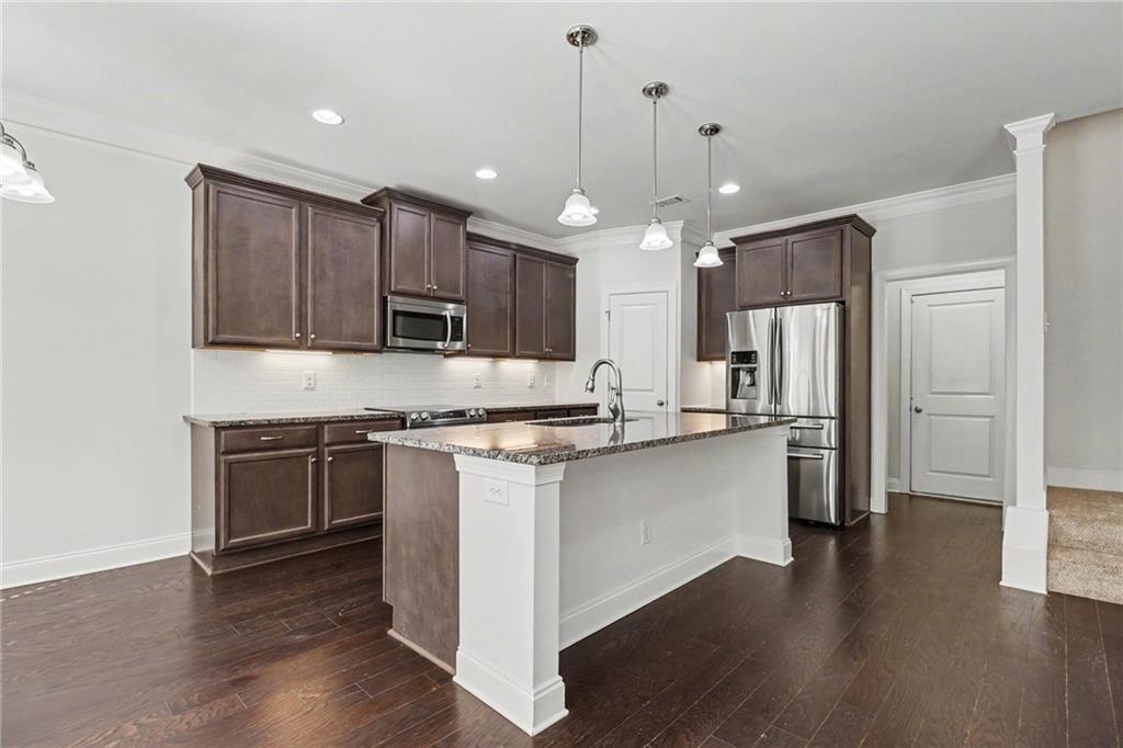99 Glen Oaks Drive