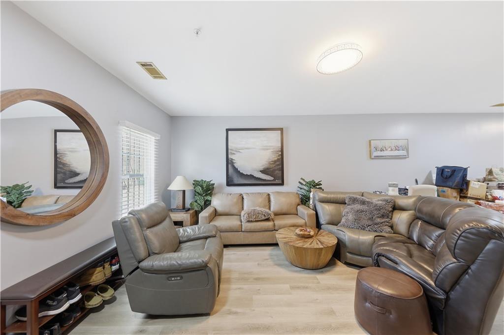 2166 Braxton Road SW