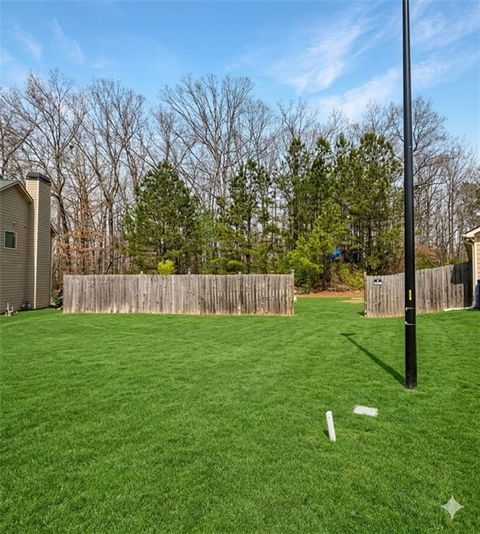 Homes For Sale - 764 Stable View Loop<br/> Dallas, GA 30132