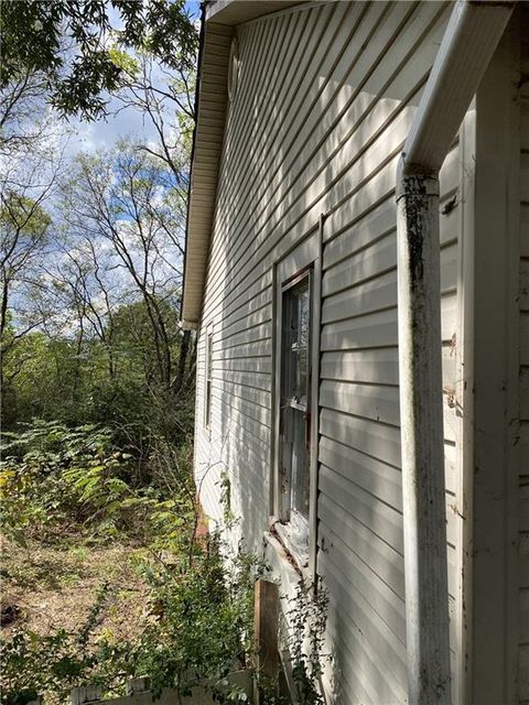 A home in Calhoun