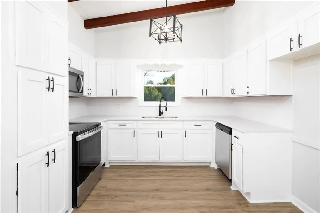 Columbus, Georgia 31907, United States, 4 Bedrooms Bedrooms, ,2 BathroomsBathrooms,Residential,Active,173729