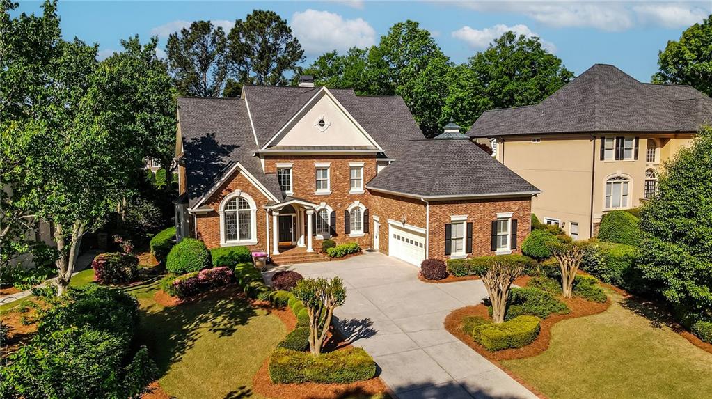 8020 Royal Saint Georges Lane