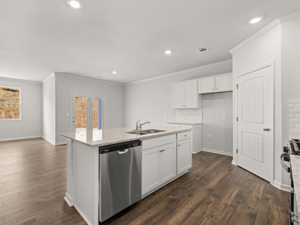 109 Crooked Lake Park
