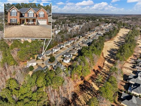 A home in Dacula