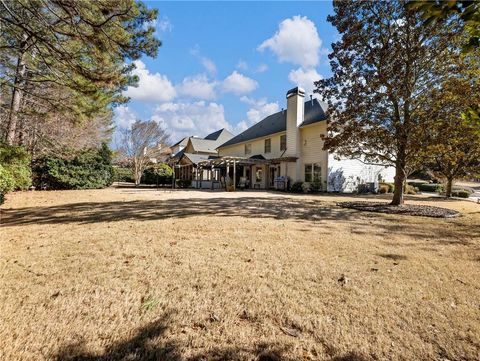 A home in Dacula