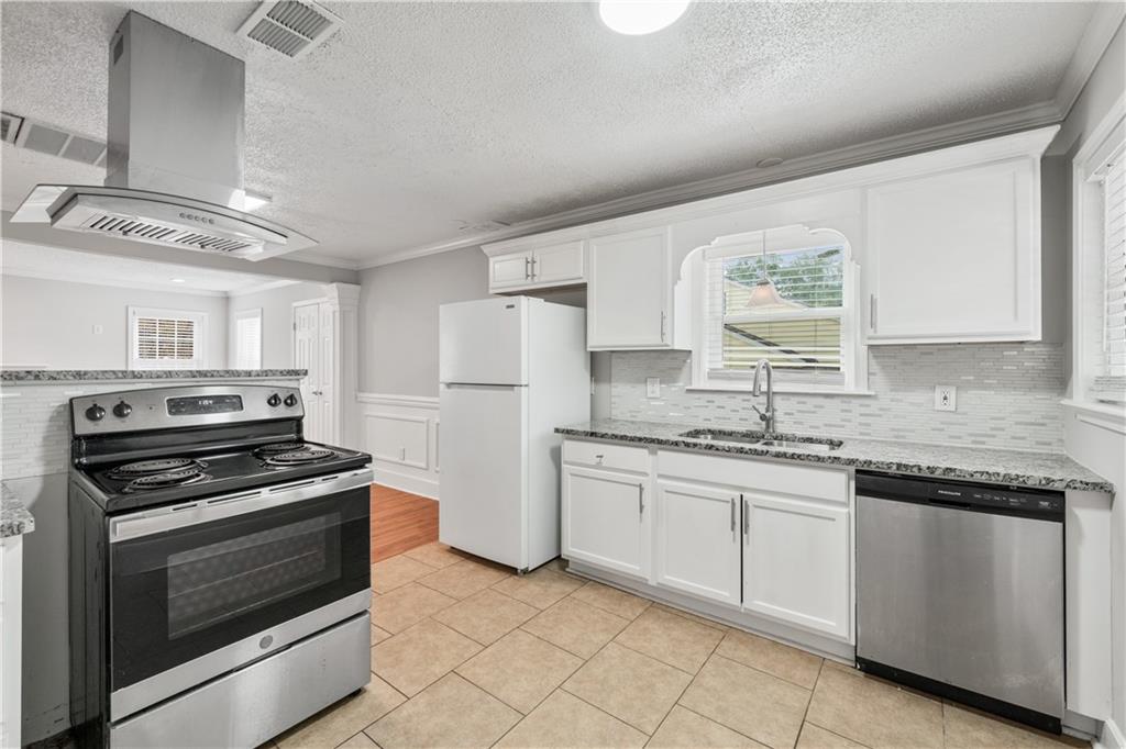 1391 Lorenzo Drive SW