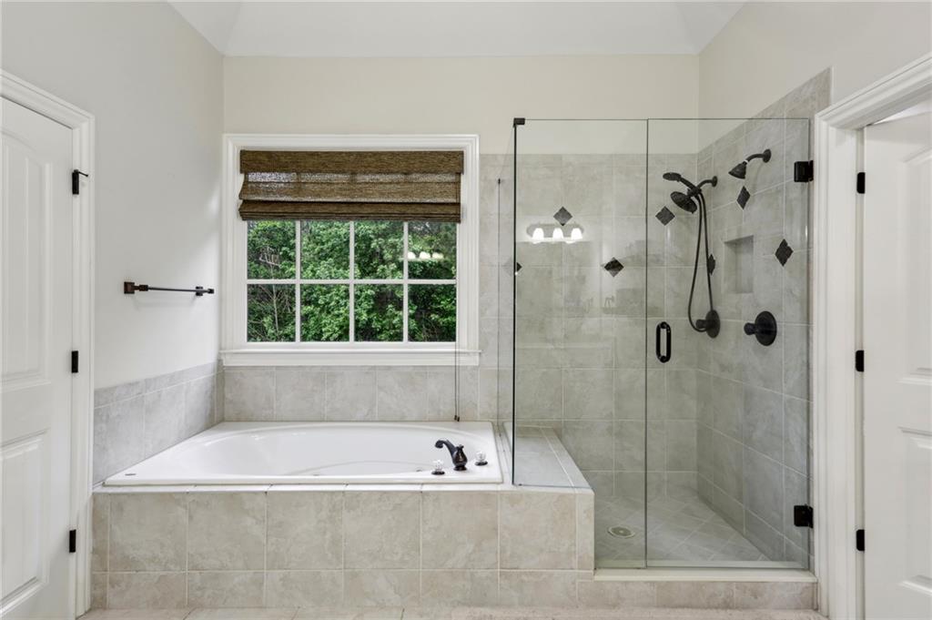 3250 Seven Oaks Drive, Cumming, Georgia image 25