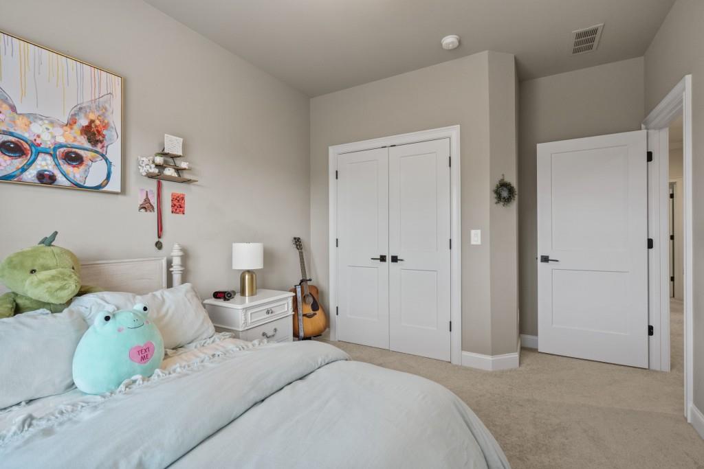 Lake Astoria - Residential