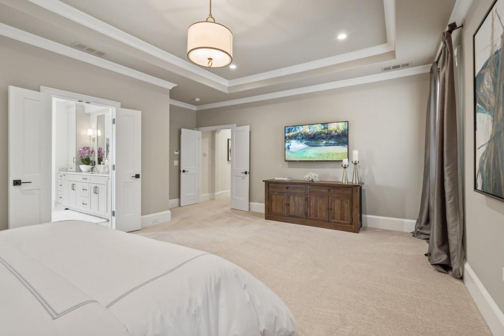 Lake Astoria - Residential
