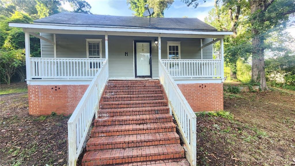 71 Sargent Railroad Avenue