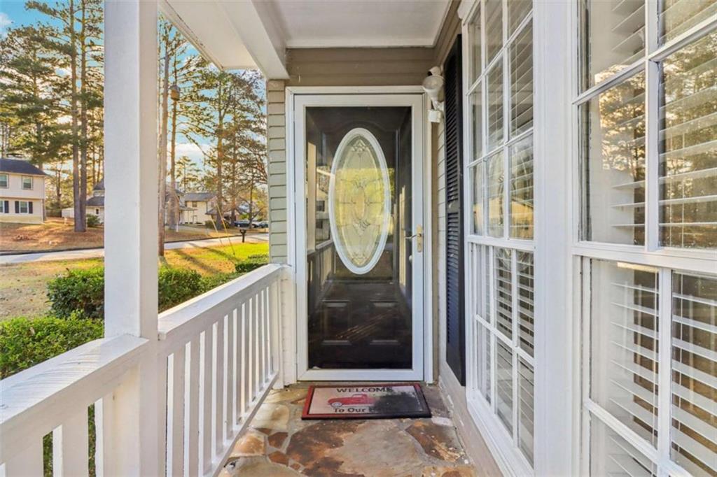 112 Rivercrest Drive