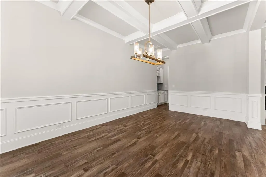 Buford, Georgia 30519, United States, 5 Bedrooms Bedrooms, ,4 BathroomsBathrooms,Residential,Active,223075