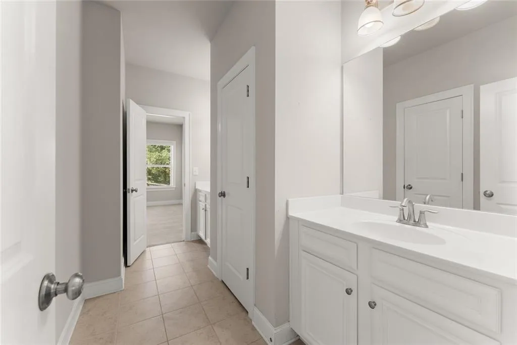 Buford, Georgia 30519, United States, 5 Bedrooms Bedrooms, ,4 BathroomsBathrooms,Residential,Active,223075