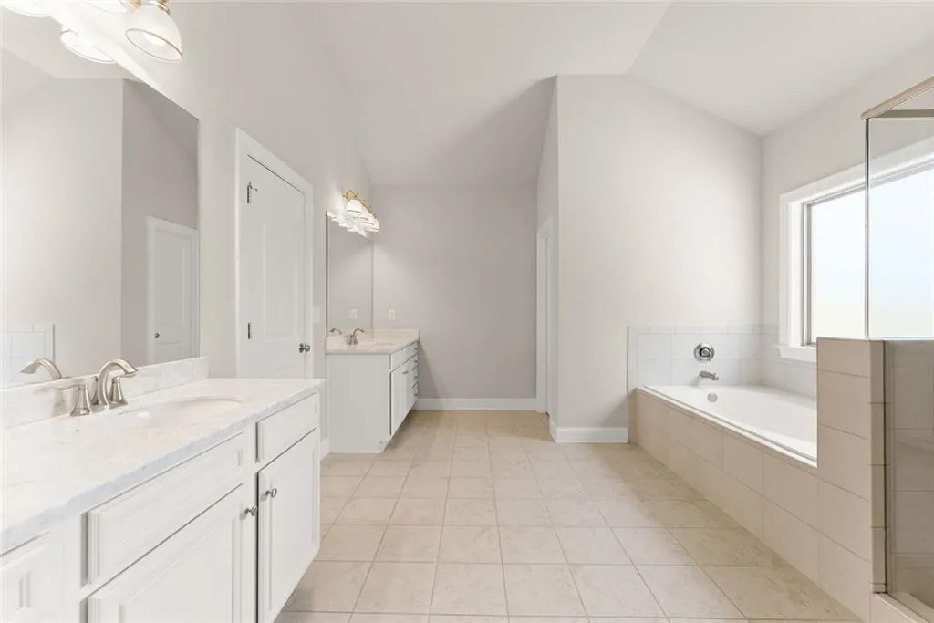 Buford, Georgia 30519, United States, 5 Bedrooms Bedrooms, ,4 BathroomsBathrooms,Residential,Active,223075