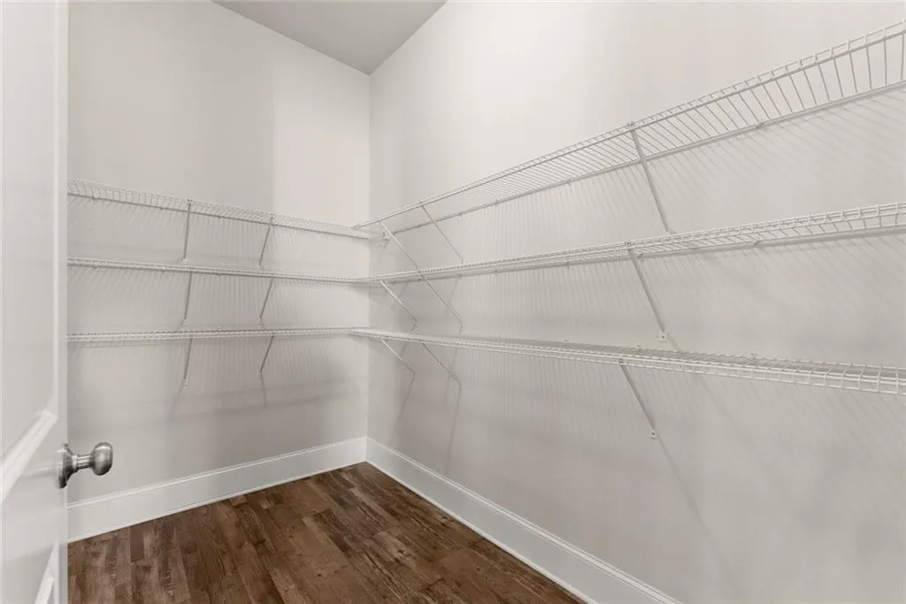 Buford, Georgia 30519, United States, 5 Bedrooms Bedrooms, ,4 BathroomsBathrooms,Residential,Active,223075