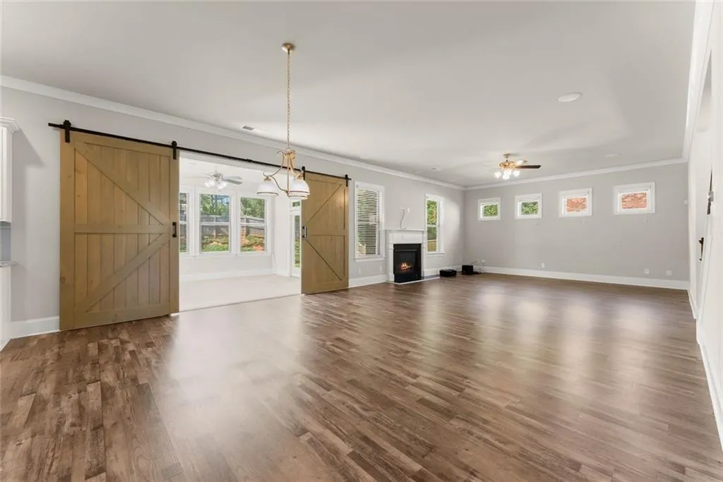 Buford, Georgia 30519, United States, 5 Bedrooms Bedrooms, ,4 BathroomsBathrooms,Residential,Active,223075