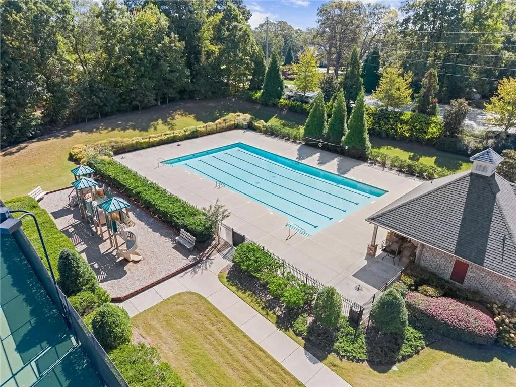 Buford, Georgia 30519, United States, 5 Bedrooms Bedrooms, ,4 BathroomsBathrooms,Residential,Active,223075