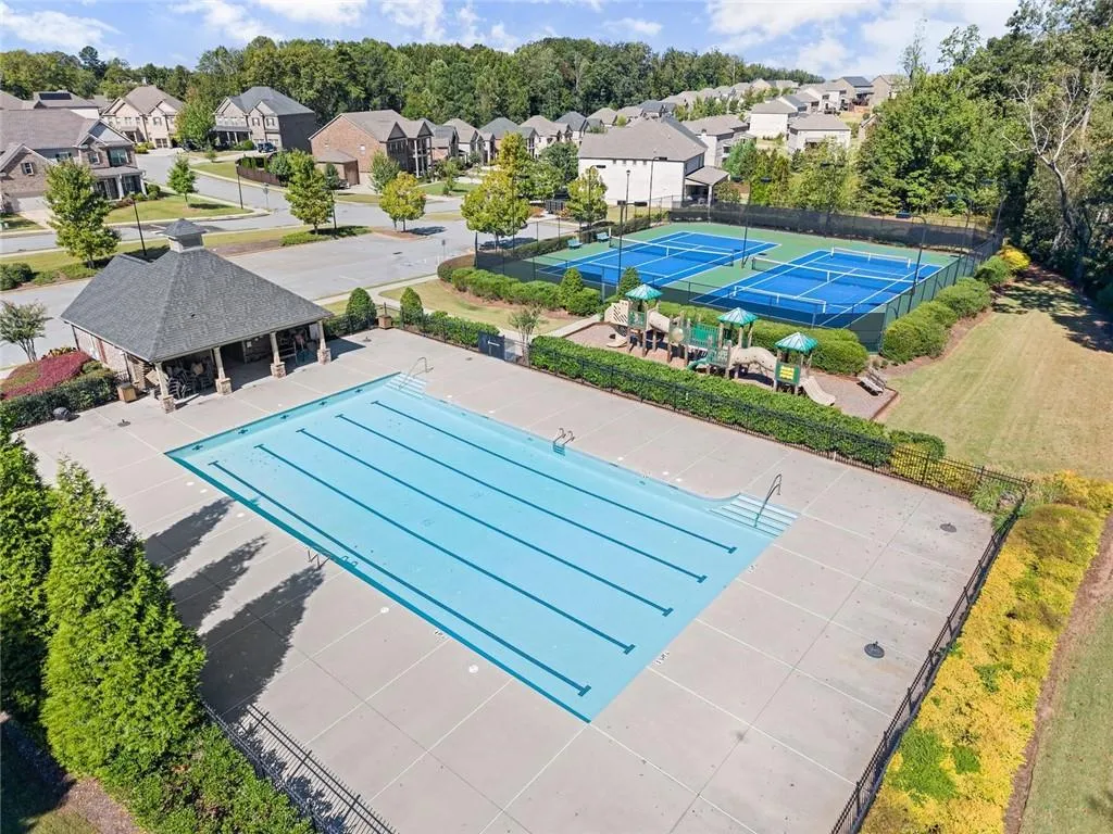 Buford, Georgia 30519, United States, 5 Bedrooms Bedrooms, ,4 BathroomsBathrooms,Residential,Active,223075