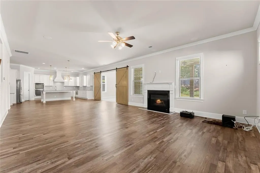 Buford, Georgia 30519, United States, 5 Bedrooms Bedrooms, ,4 BathroomsBathrooms,Residential,Active,223075