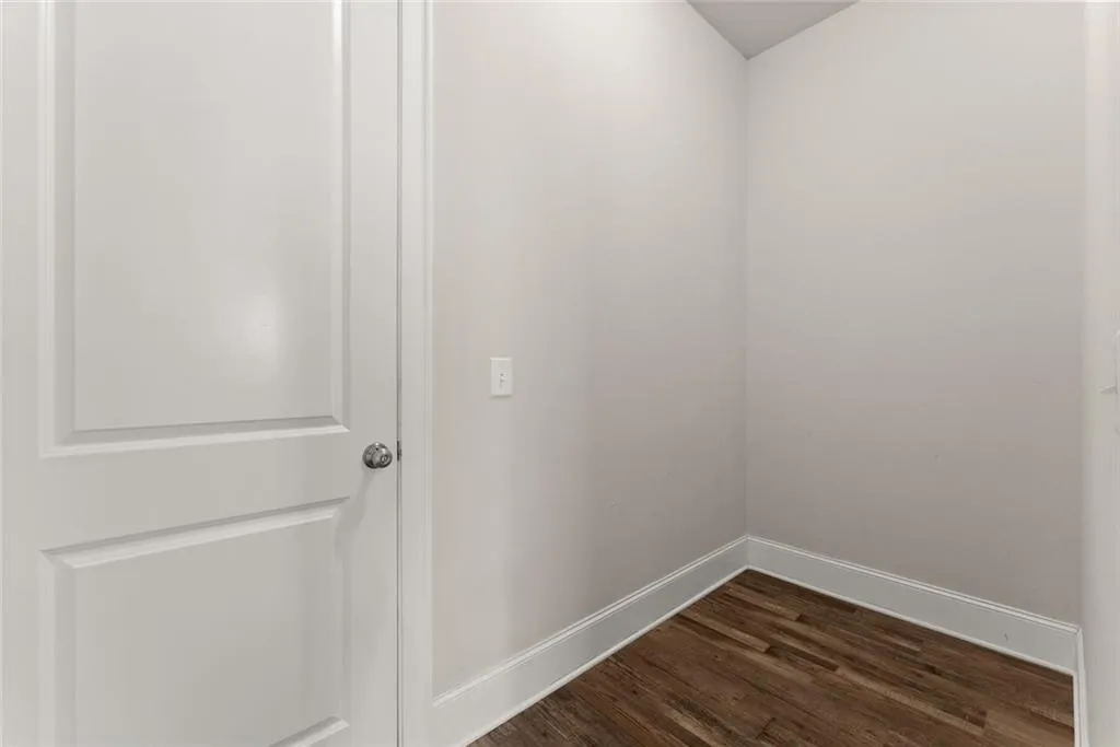 Buford, Georgia 30519, United States, 5 Bedrooms Bedrooms, ,4 BathroomsBathrooms,Residential,Active,223075