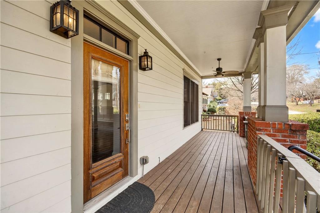 2129 Oakview Road SE