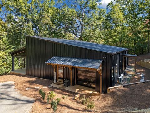 A home in Dahlonega