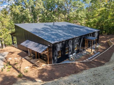 A home in Dahlonega