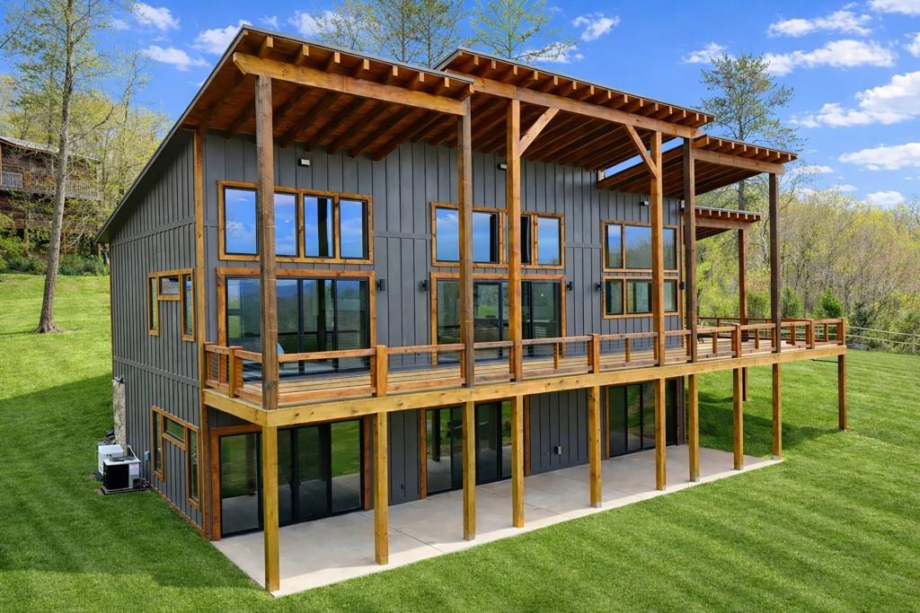 391 Sunrock Mountain Road