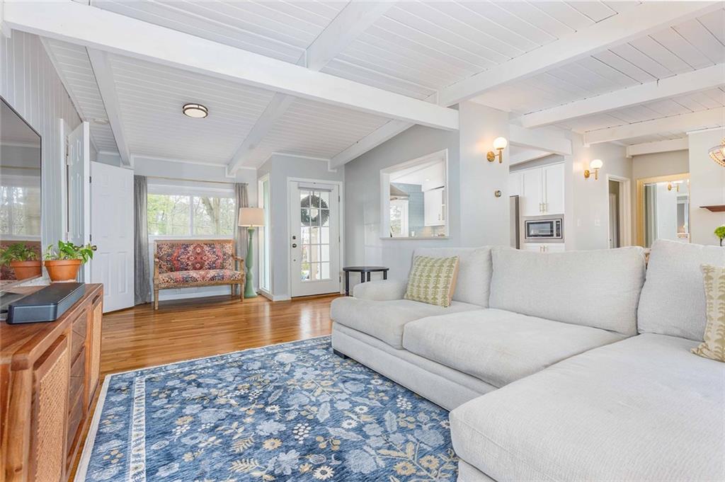 2474 Skyland Trail NE