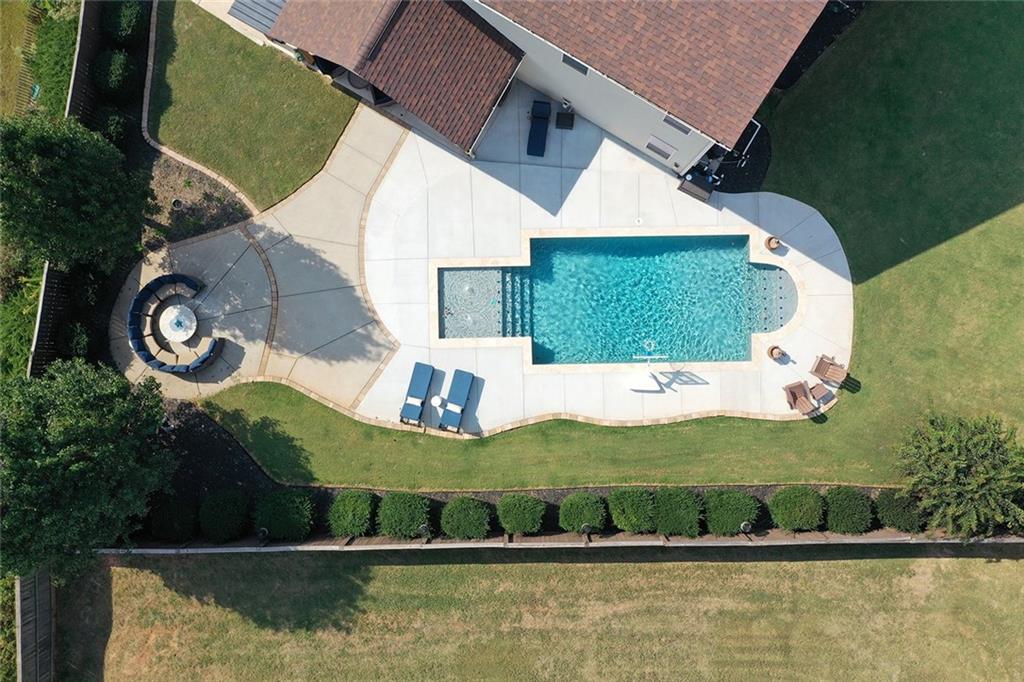 609 Darnell Road