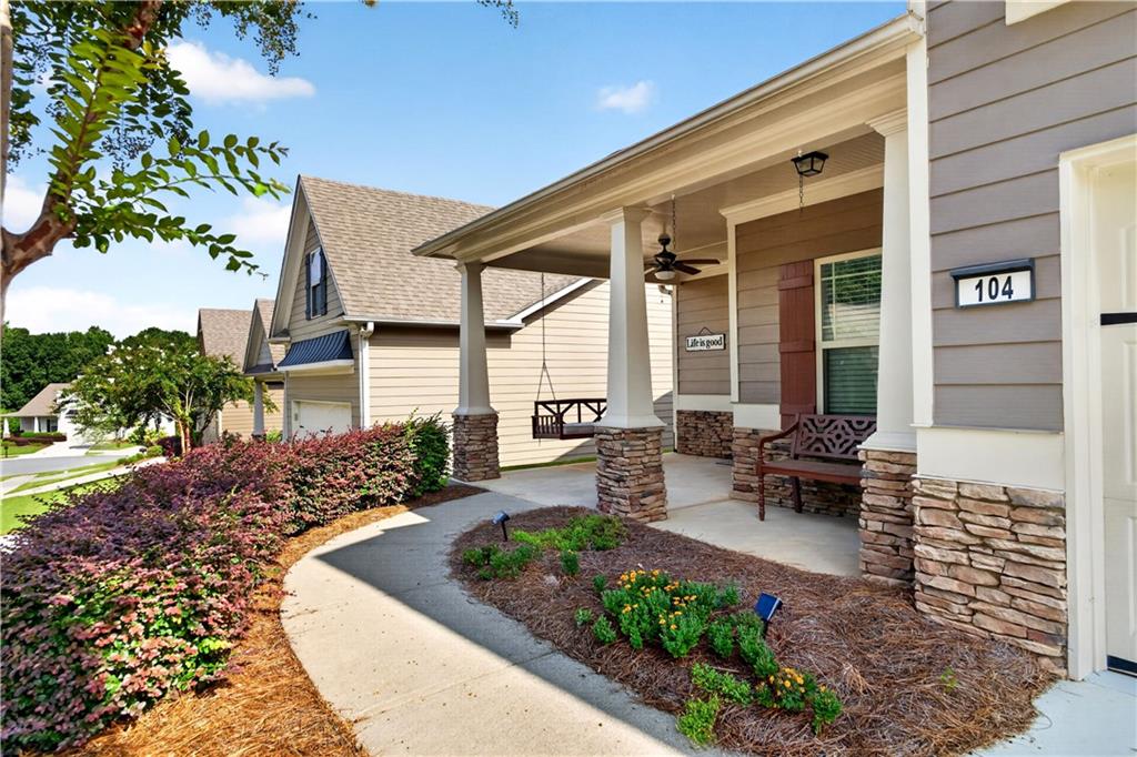 104 Willow Creek Trail