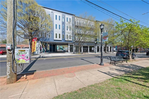 Apartment For Rent - 456 Flat Shoals Avenue #202<br/> Atlanta, GA 30316