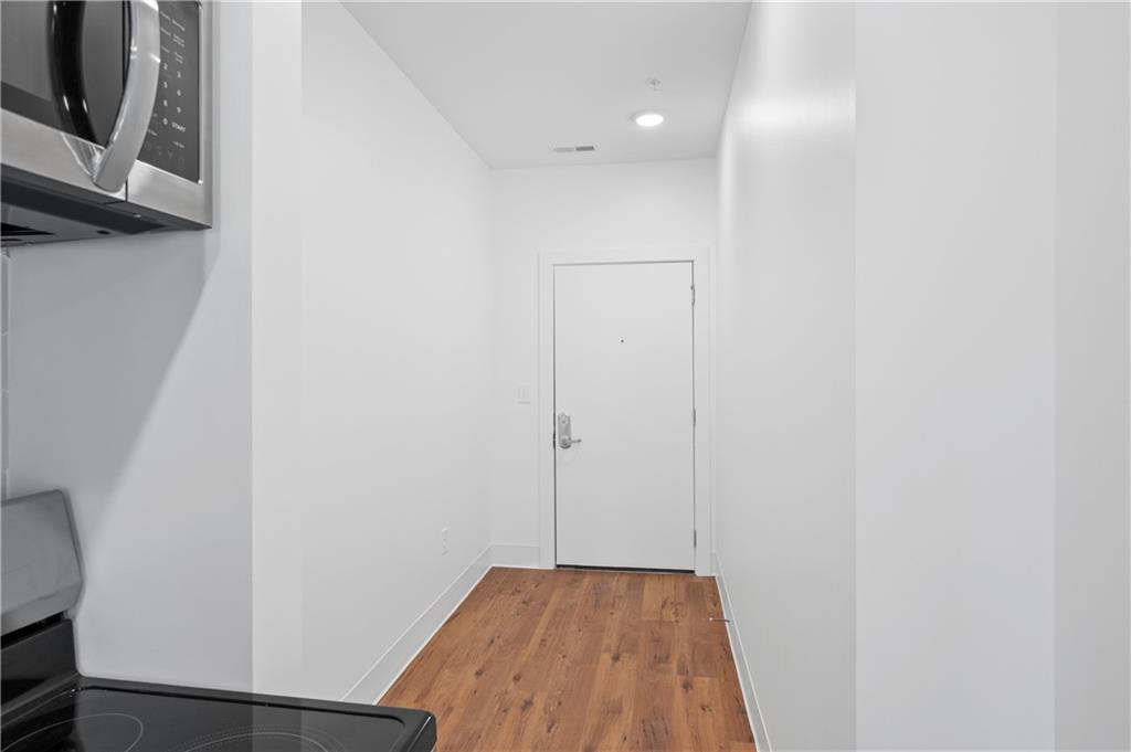 456 Flat Shoals Avenue SE 202