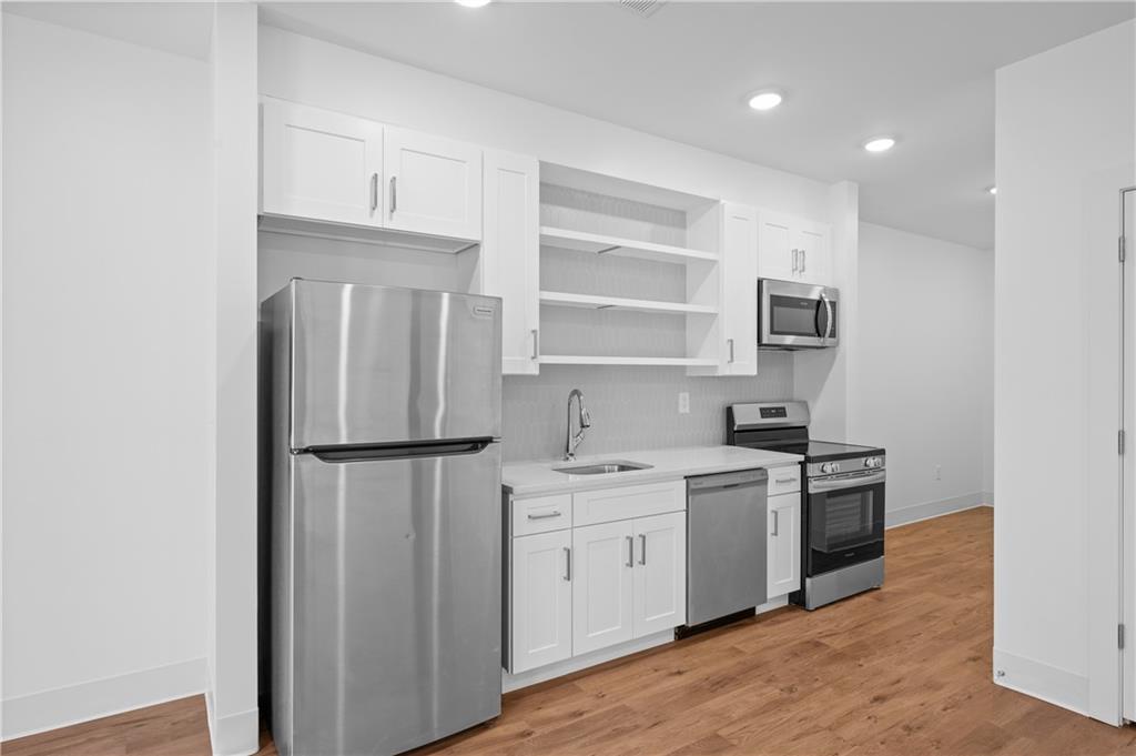 456 Flat Shoals Avenue SE 202