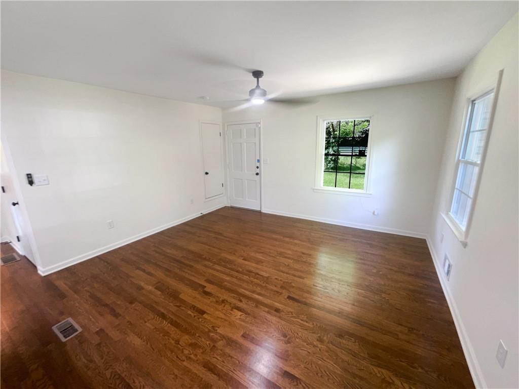 3159 Nursery Road SE