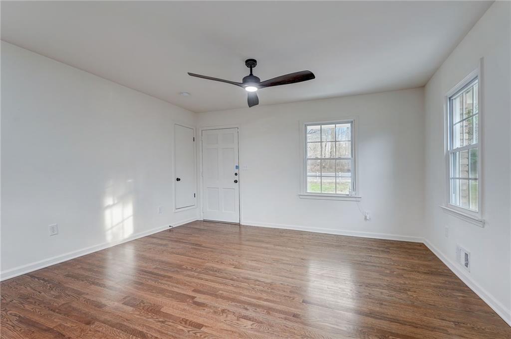 3159 Nursery Road SE
