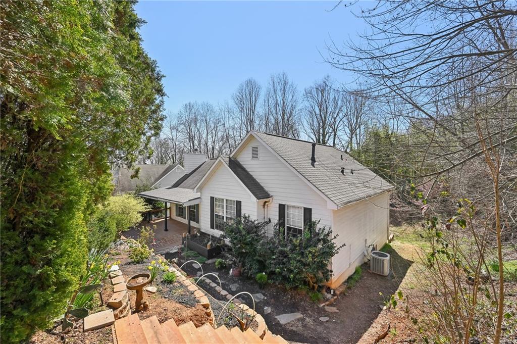 172 Shallow Ridge Lane, Kennesaw, Georgia image 3