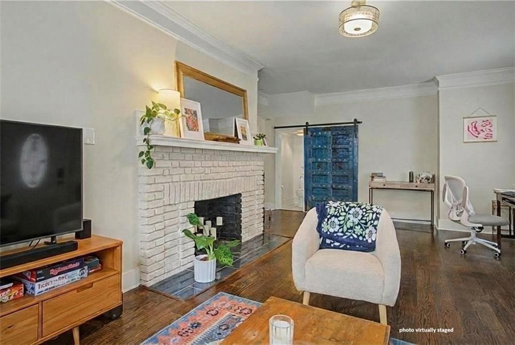 287 Mackenzie Drive NE