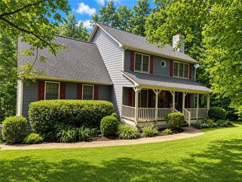 Homes For Sale - 150 Windsor Drive<br/> Fayette County, Fayetteville, GA 30215