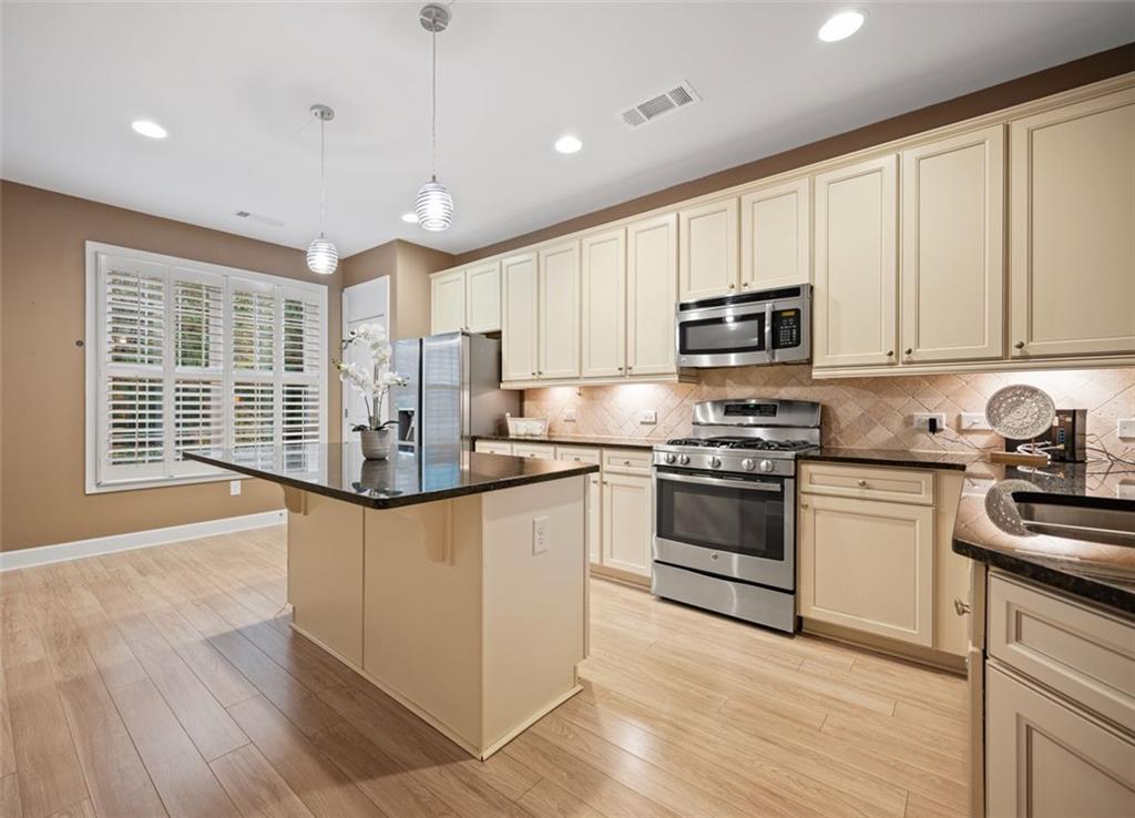 3534 BLUE CYPRESS Cove SW