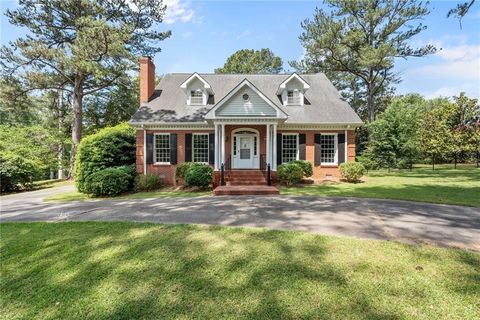 Homes For Sale - 105 Ole Hickory Trail<br/> Carrollton, GA 30117