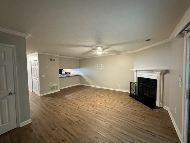 Photo 7 of 12 of 1855 Grant Court NW townhome