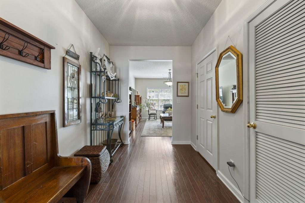 5111 Woodland Lane