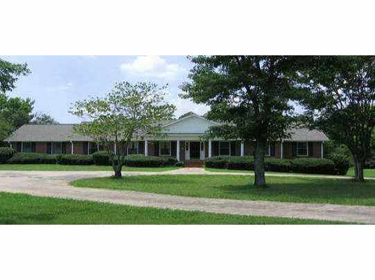 Photo 1 of 18 — 3400 N Sharon Church Road, Loganville, GA 30052