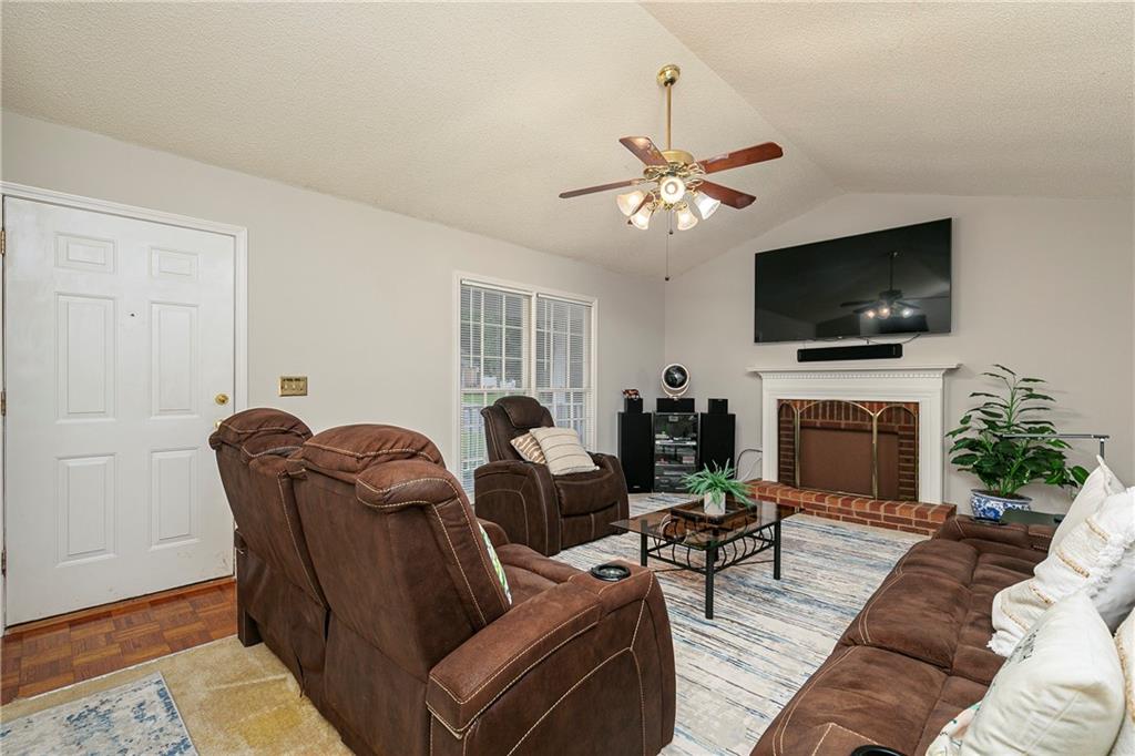 5216 Glendora Court