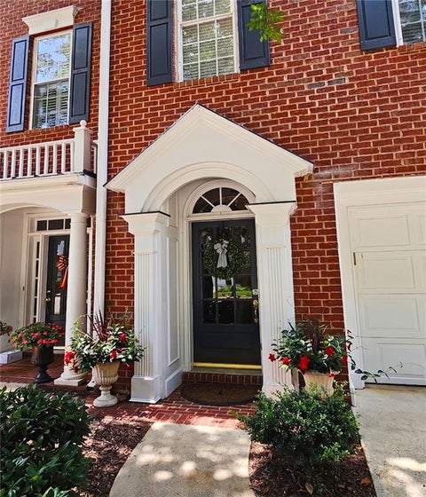 Townhouse For Sale - 1503 Waters Edge Trail<br/> Roswell, GA 30075