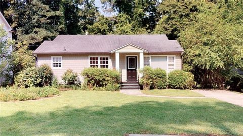 Homes For Rent - 1674 Beacon Hill Boulevard<br/> Atlanta, GA 30329