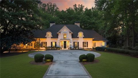 Homes For Sale - 3460 Paces Valley Road<br/> Atlanta, GA 30327