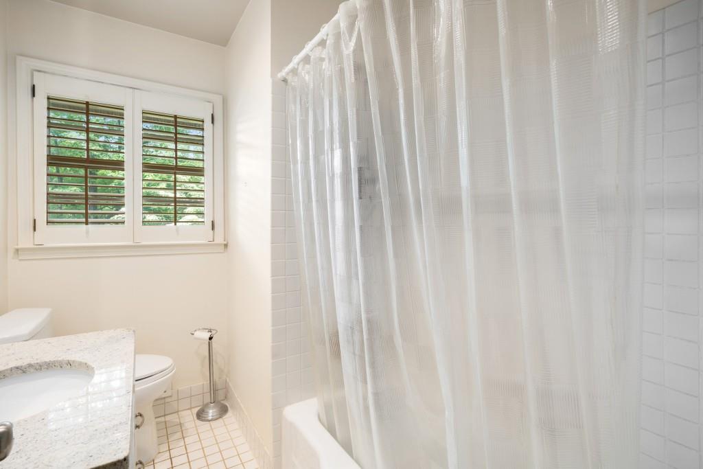 2559 Defoors Ferry Road, Atlanta, Georgia image 14